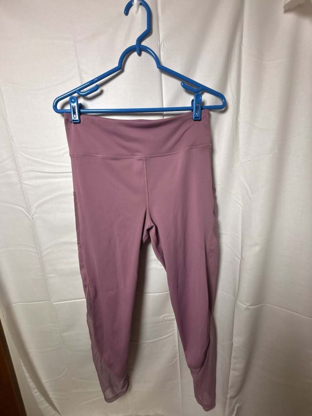 Walkpop Women's Medium Purple Mesh Side Pocket Leggings